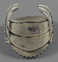S.M.%20Bahe%2C%20%3Cb%3E%3Ci%3E%20Petit%20Point%20Bracelet%3C%2Fi%3E%3C%2Fb%3E%2C%20ca.%201980%2C%20silver%20and%20turquoise%2C%20The%20Elizabeth%20Cole%20Butler%20Collection%2C%20%26%23169%3B%20unknown%2C%20research%20required%2C%202012.92.167